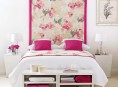 imagen Una habitación rosa y blanca