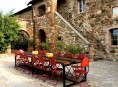 imagen El estilo rústico en una residencia italiana