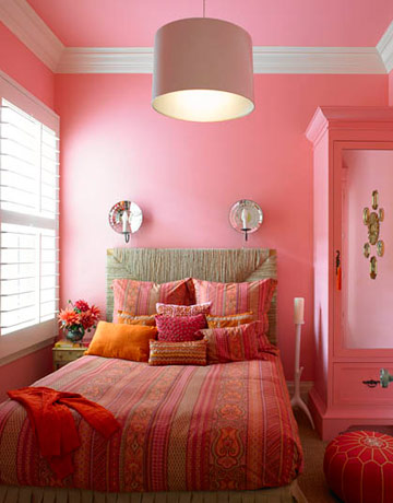 Rojo, rosado y lila en las habitaciones-04