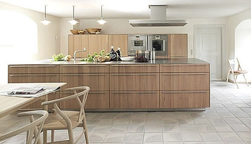 Madera y aluminio para tu cocina Cocinas de madera