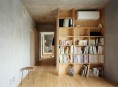 imagen Doce interiores con madera contrachapada