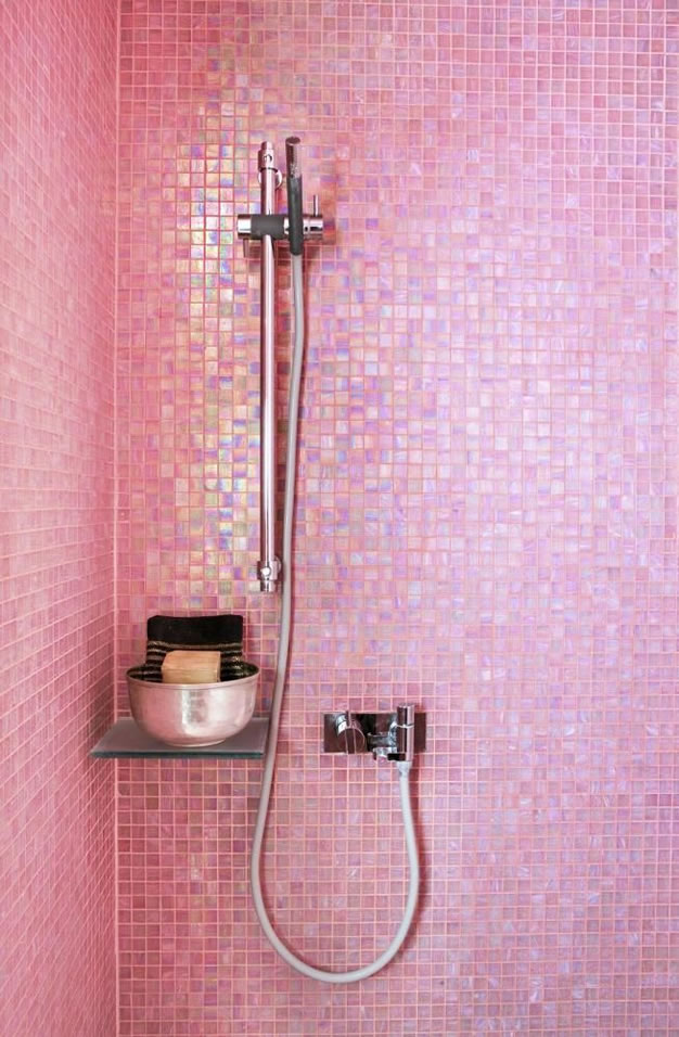 Ideas para tener un baño en color rosa