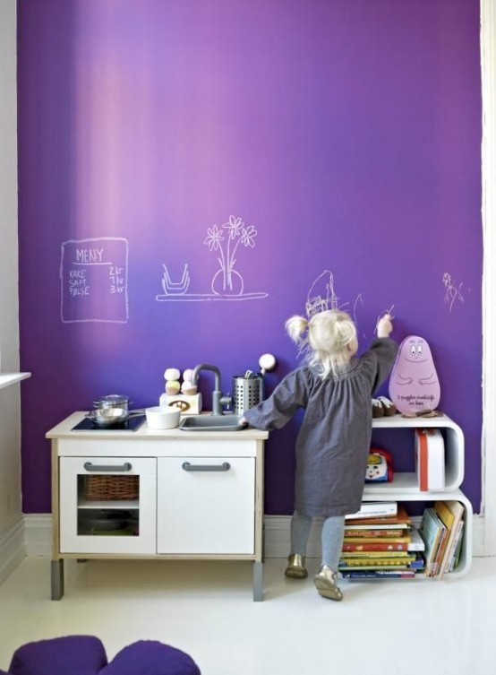 16-habitaciones-infantiles-decoradas-con-pintura-pizarra-10