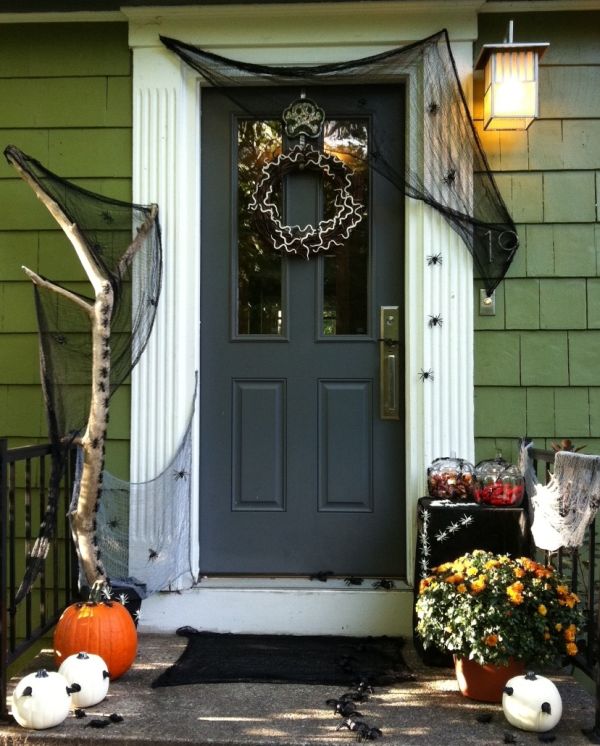 decoraciones-de-halloween-para-la-puerta-de-casa-02