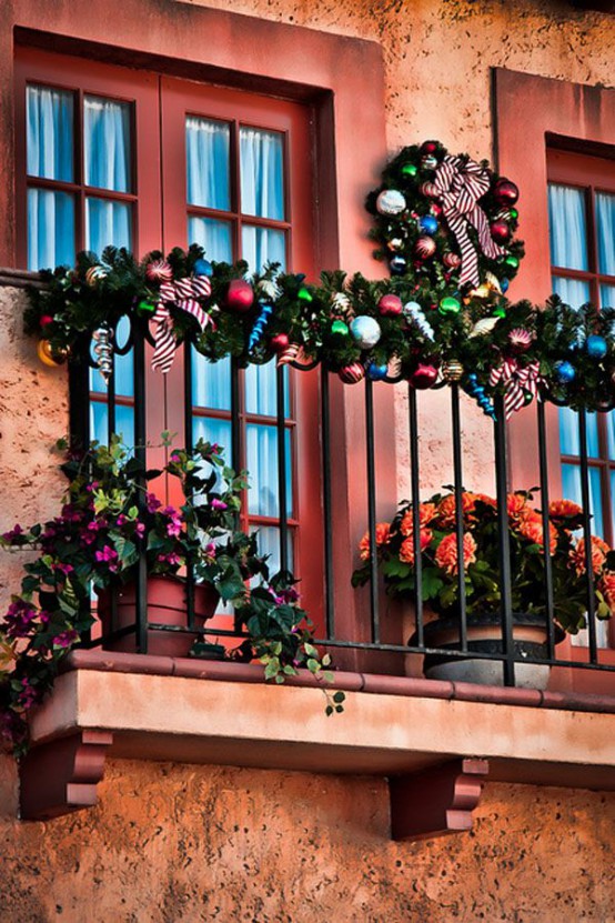 17 ideas para decorar tu balcón esta navidad Balcon idées Barandas