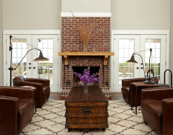 28 ideas para decorar la chimenea de casa