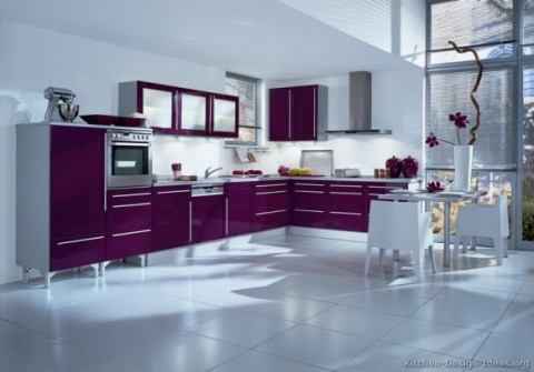 Cocinas modernas en color violeta y púrpura-04