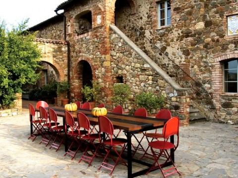 El estilo rústico en una residencia italiana-09