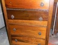 imagen Un mueble rojo china