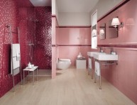 imagen Cuartos de baño con una nota de color