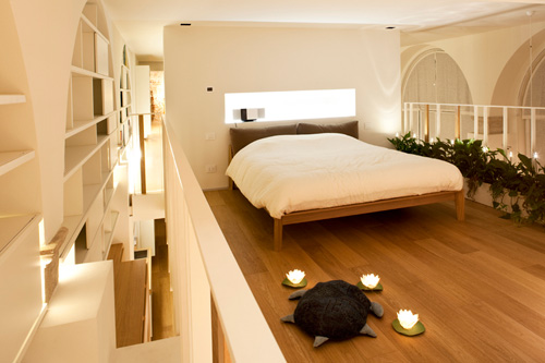Oficina y hogar en un loft decorado para vivir 8