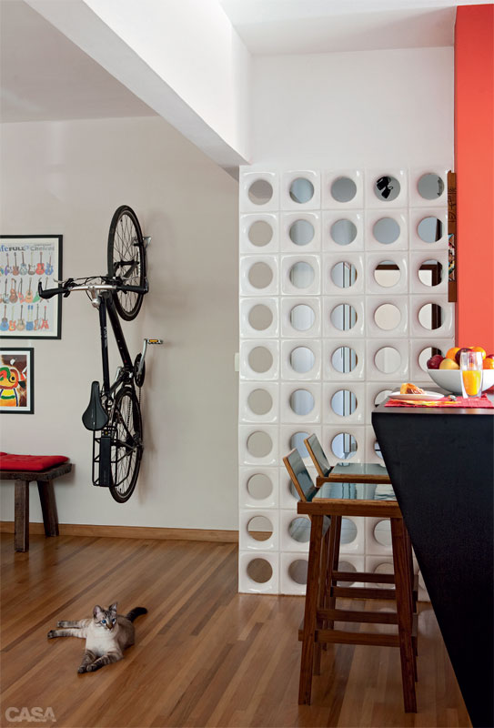 como-incluir-su-bicicleta-en-la-decoracion-de-la-casa-02