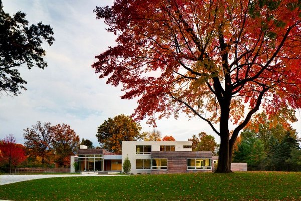 Una casa con diseño inspirado en el otoño