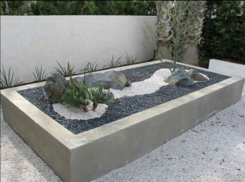 Decorar exteriores con piedras blancas 2