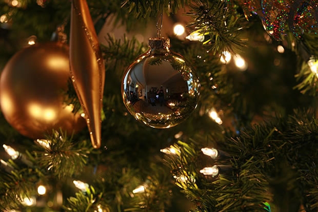 Decorar árbol de navidad