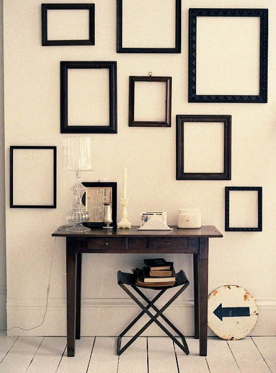Decoración de paredes con marcos de fotos