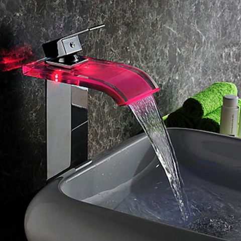 Grifería de baño con luces LED 4