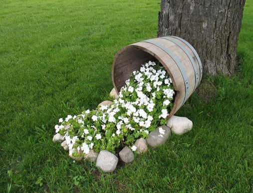 Jardineras con barriles 3