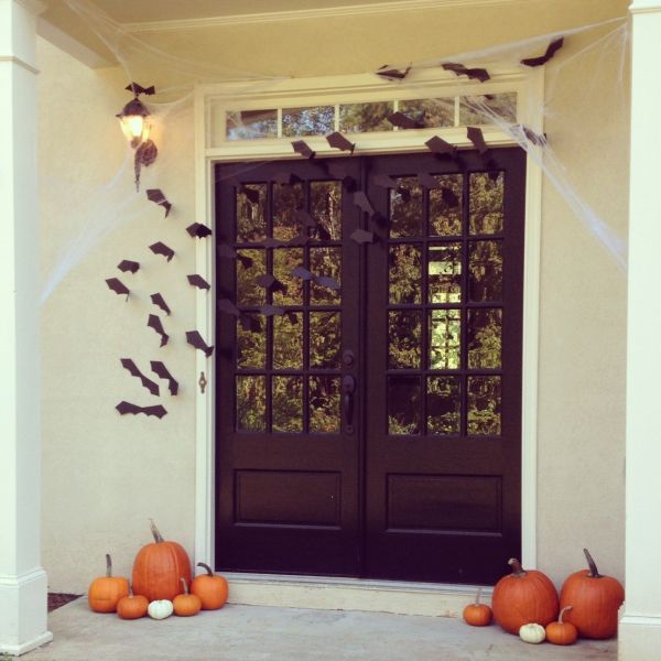 decoraciones-de-halloween-para-la-puerta-de-casa-03