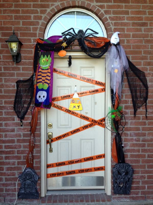 Decoraciones de Halloween para la puerta de casa