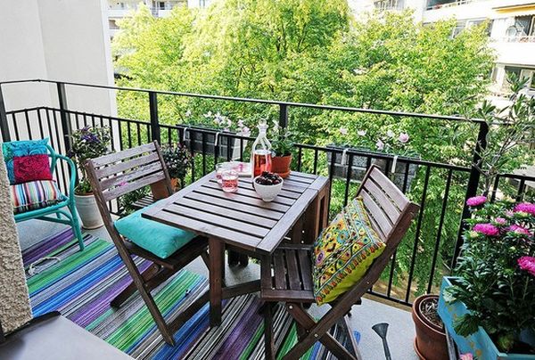 ideas-de-decoracion-para-un-balcon-acogedor-02