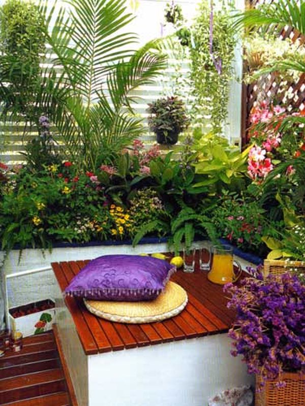 ideas-de-decoracion-para-un-balcon-acogedor-08