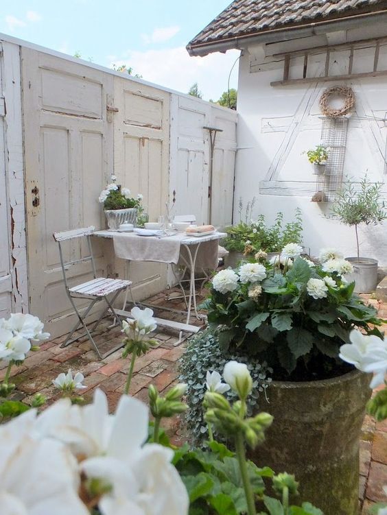 patios-y-terrazas-en-estilo-shabby-chic-05