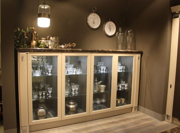 Ideas de armarios de cocina con puertas de cristal