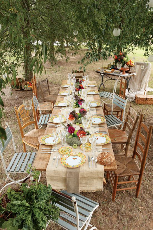 Mesa al aire libre