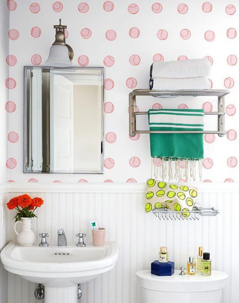 13 maneras de decorar las paredes del baño