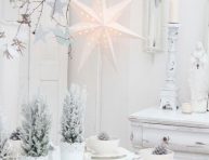 imagen Una mesa en color blanco para la Navidad